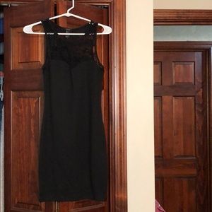 Women’s sleeveless black dress